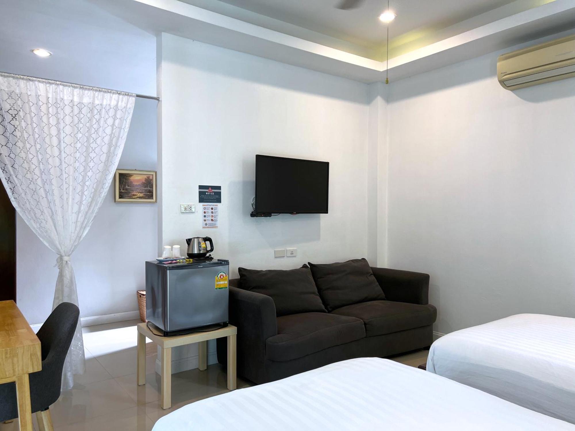 The Snug Airportel - Phuket Airport Nai Yang Room photo