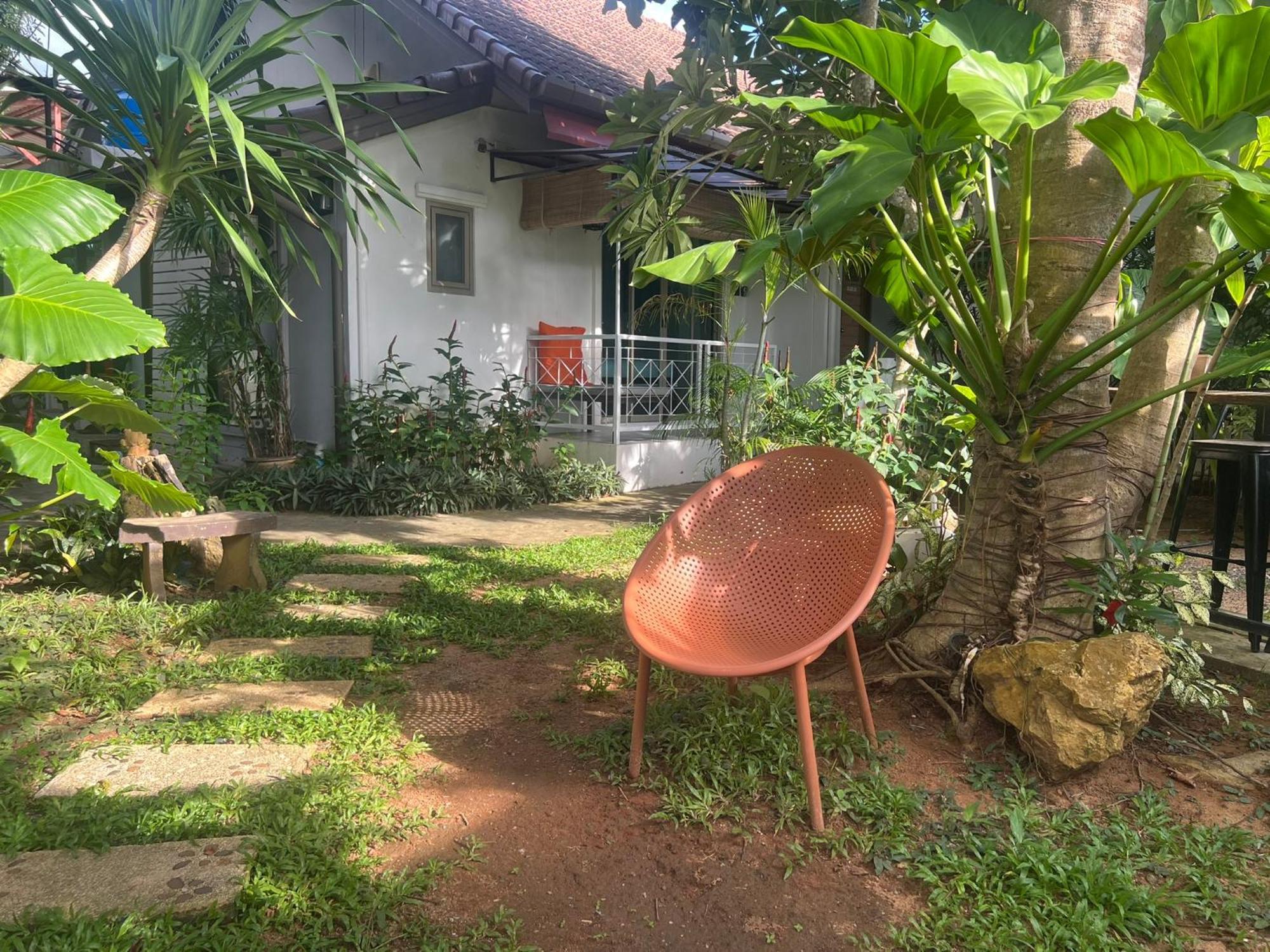 The Snug Airportel - Phuket Airport Nai Yang Exterior photo