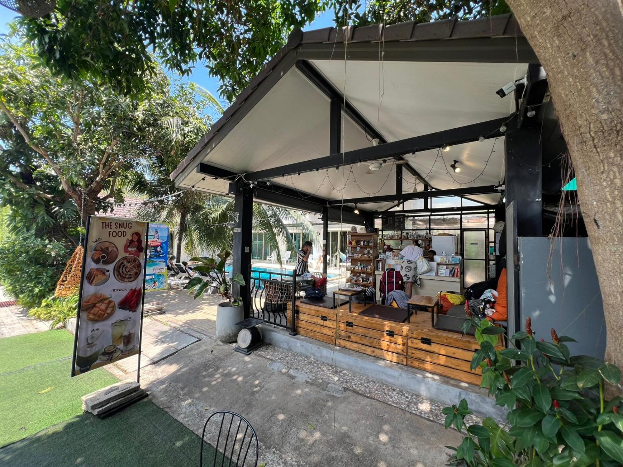 The Snug Airportel - Phuket Airport Nai Yang Exterior photo